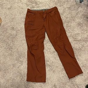35x30 Eddie Bauer tech pants  euc